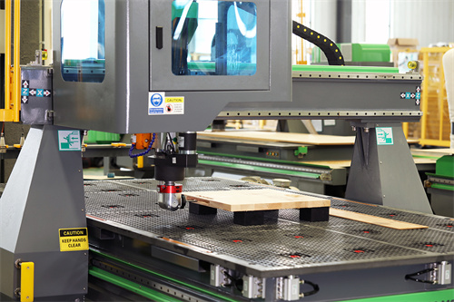 BCM1325C cnc router machine.JPG