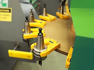 automatic-cnc-atc-router-with-vacuum-table-E