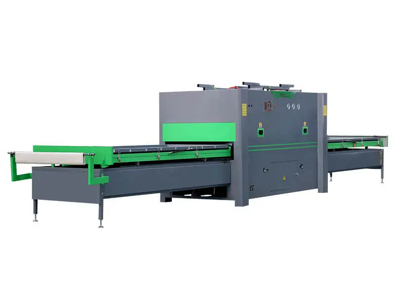 Vacuum laminating machine