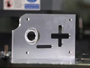router CNC de alimentação automática