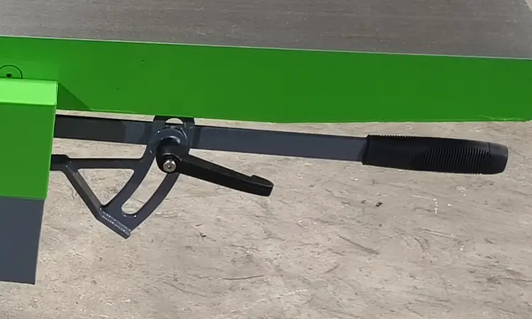 adjustable-infeed-table-handle