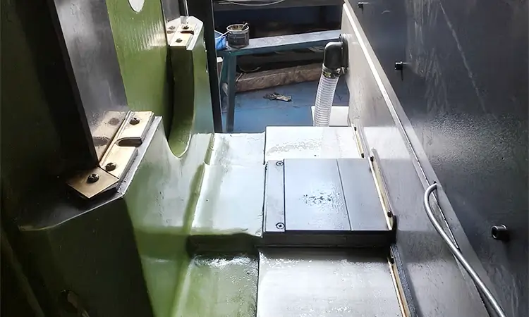 cast-iron-machine-base-cnc-knee-mill