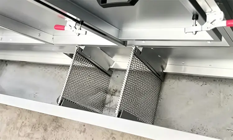 water-wash-spray-booth-paint-sludge-filter
